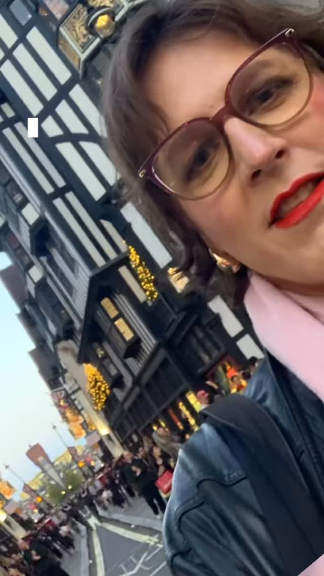 Soon some of my drawings hit the big time  so I’m happy as they gonna been shown in London soon. More deets coming up. Also here are some fun vibes of my days in the life work juggling and cycling these days magically progressing into my new life